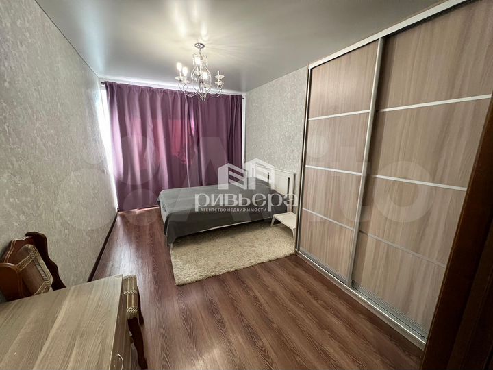 2-к. квартира, 43 м², 10/10 эт.