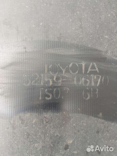 Бампер задний на тоету