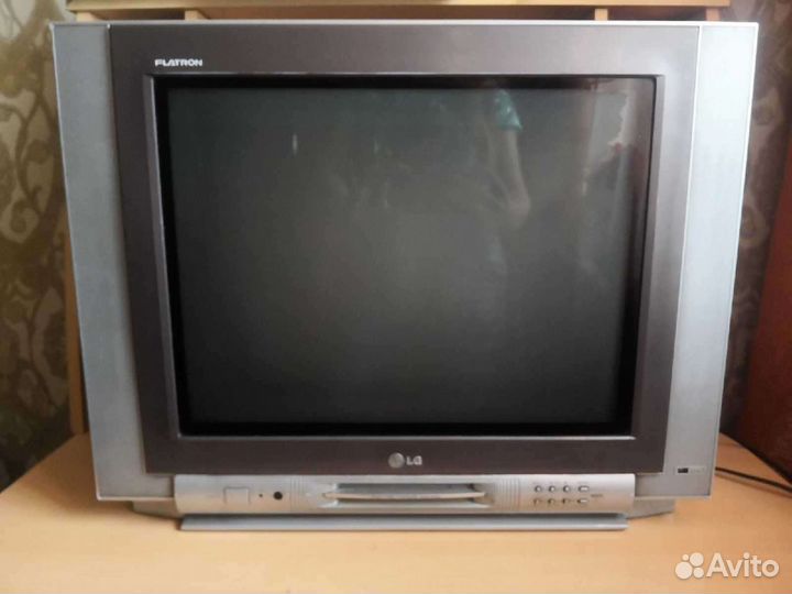 Телевизор LG-Flatron