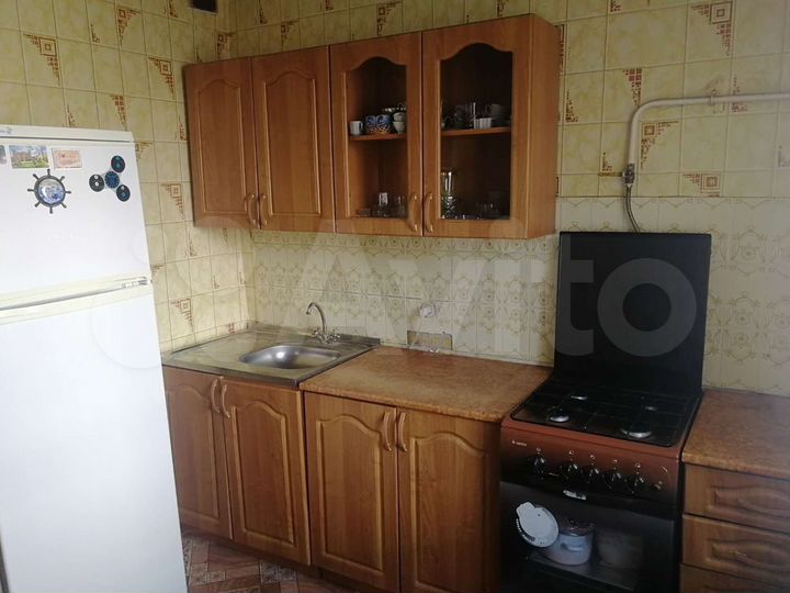 2-к. квартира, 52 м², 1/9 эт.