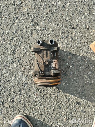 Компрессор рефрижератора Hino 300