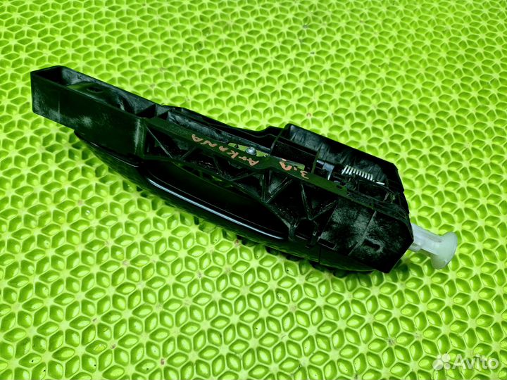 Ручка двери задняя левая Renault Arkana 2021