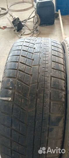 Yokohama Ice Guard IG60 215/55 R17 94Q