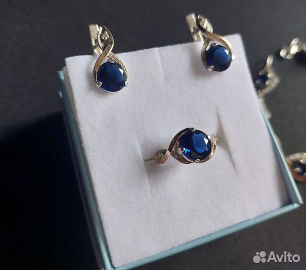 Комплект из серебра с позолотой