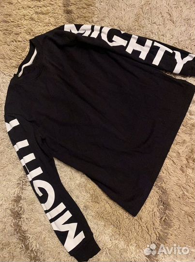 Свитшот черный