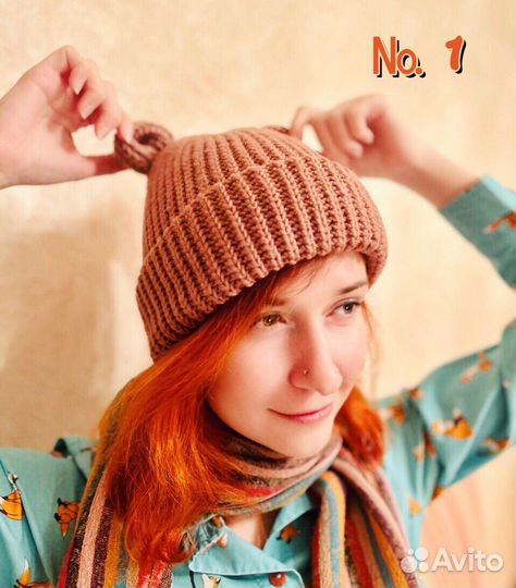 Вязаная шапка с ушками
