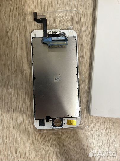 Оригинальный дисплей на iPhone 6s белый