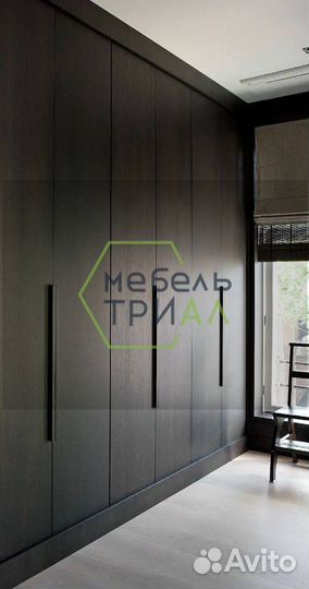 Шкаф распашной