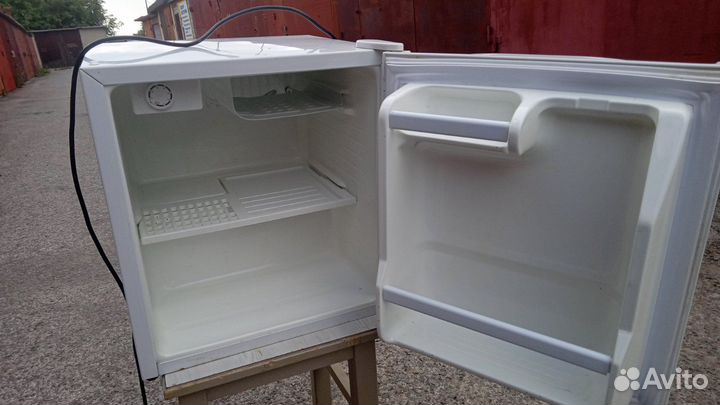 Daewoo Electronics FR-061A