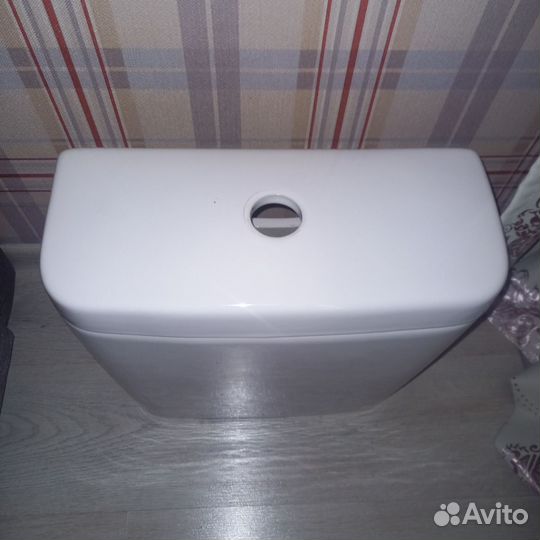 Унитазный бачок