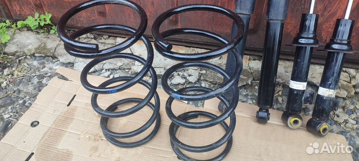 Комплект подвески Pajero Sport 2 / 4140A091