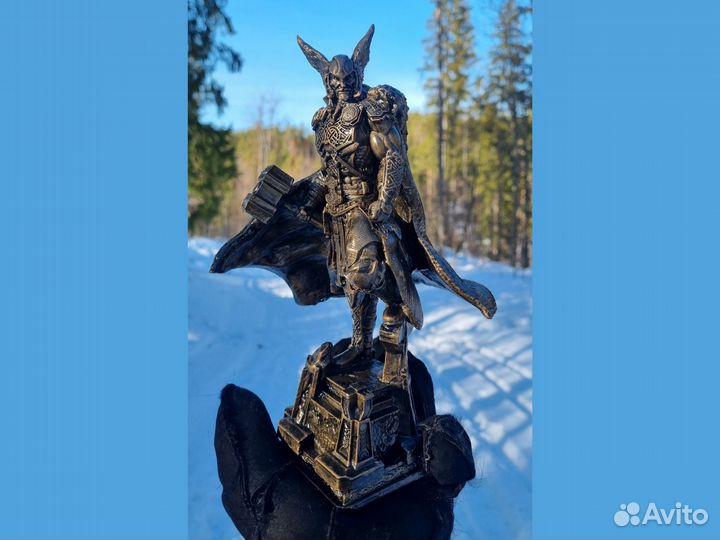 Тор (Бог Викингов )
