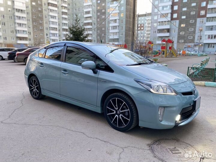 Toyota Prius 1.8 CVT, 2014, 107 000 км