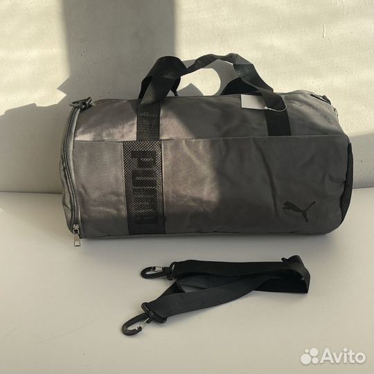 Спортивная сумка Puma 45х23 см. Новая