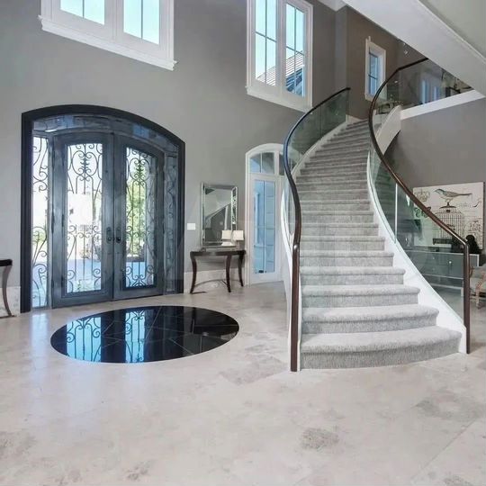 Дом 400 м² на участке 20 сот.