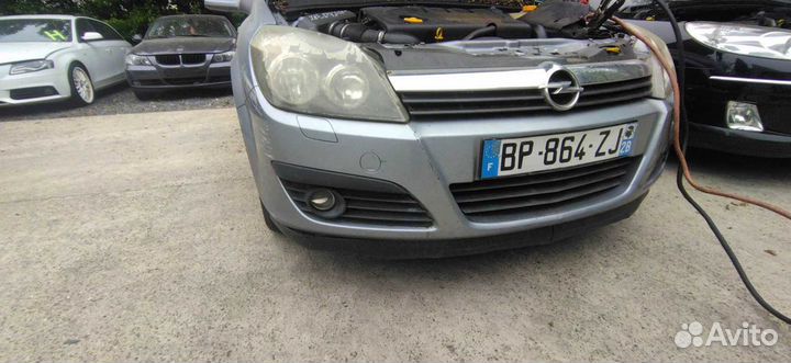 Щеткодержатель лобового стекла opel astra H 2005