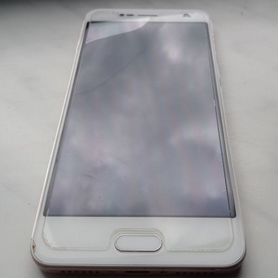 ZTE Blade V8, 3/32 ГБ