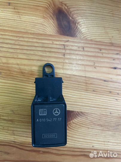 Датчик подвески кузова ABC Mercedes w215