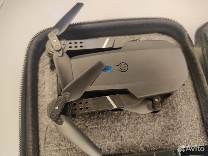 Квадрокоптер с камерой (дрон)