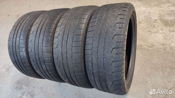 Pirelli Sottozero Winter 240 245/45 R18 100V