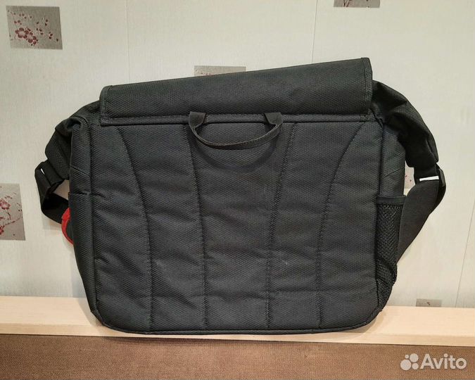 Кейс для ноутбука