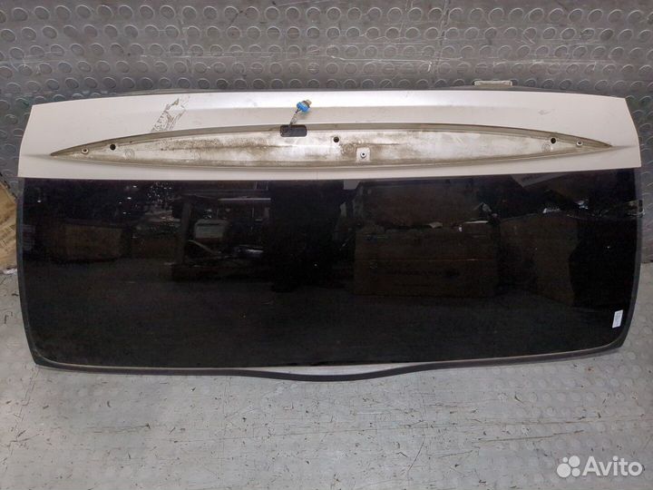 Стекло заднее Cadillac Escalade 2, 2004