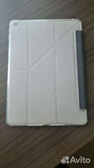 Чехол на iPad