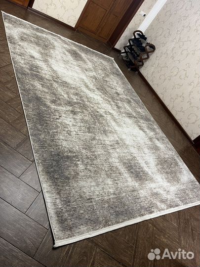 Ковер новый