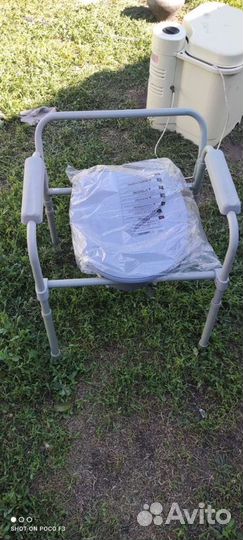 Кресло туалет для маломобильных