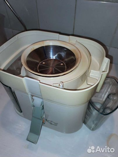 Соковыжималка Philips