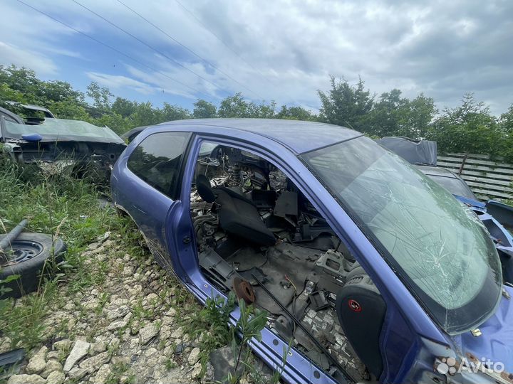 Крыша Mitsubishi Colt 1995-2003г Отправка