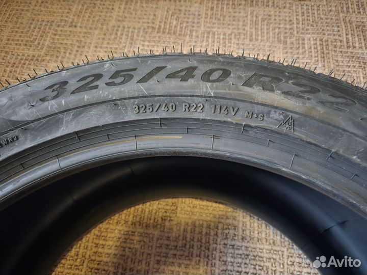 Pirelli Scorpion Winter 285/45 R22 и 325/40 R22 114V