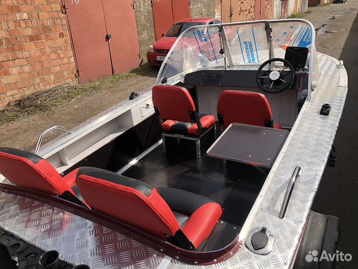 Катер Прогресс