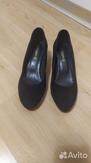Туфли женские