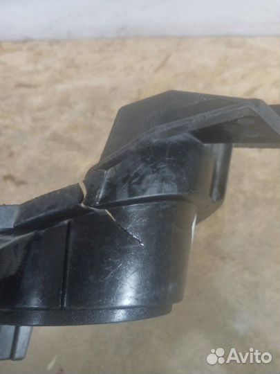 Накладка на туманку передняя левая Kia Soul 2 2016