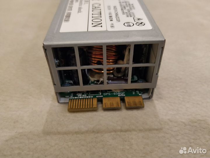 Блок питания Delta Electronics DPS-650QB