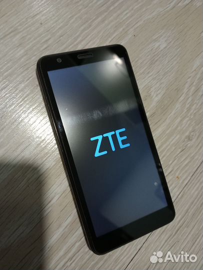 ZTE Blade L8, 32 ГБ
