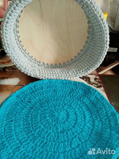 Вязаные корзинки ручной работы