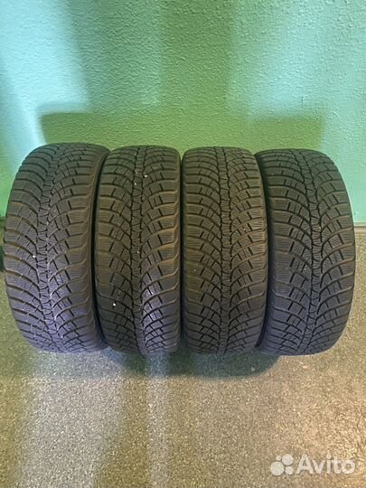 Kumho WinterCraft WP71 215/45 R17