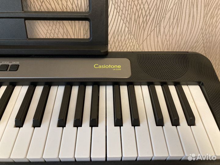 Синтезатор casio