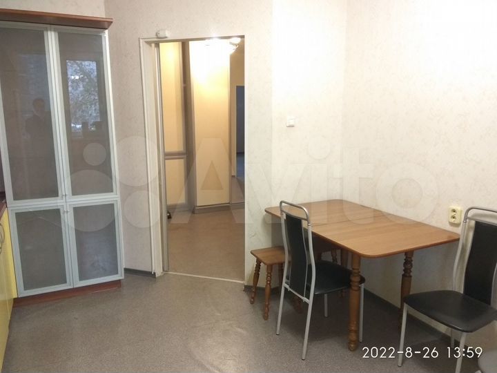 2-к. квартира, 77 м², 4/9 эт.