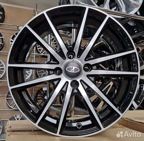 LADA Vesta, Largus R16 новые