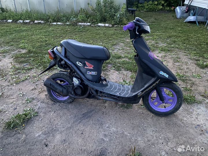 Скутер Honda dio