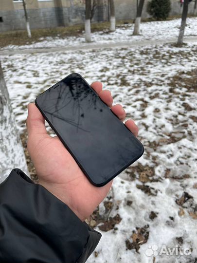 iPhone Xr, 128 ГБ