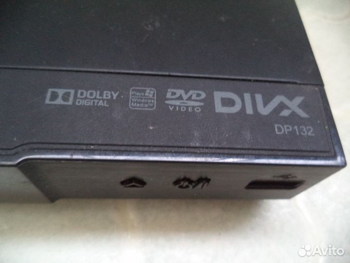 DVD -плейер LG (модель DP-132)(Д)