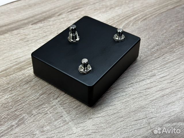 Клон футсвитча Digitech FS3X