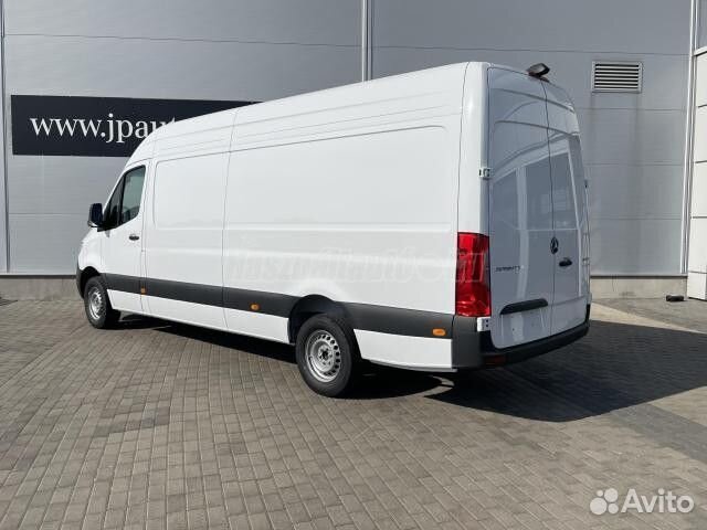 Mercedes-Benz Sprinter цельнометаллический, 2024