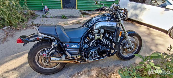 Yamaha vmax 1200