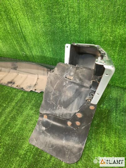 Бампер задний mitsubishi pajero