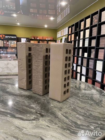 Кирпич облицовочный серый гладкий жкз